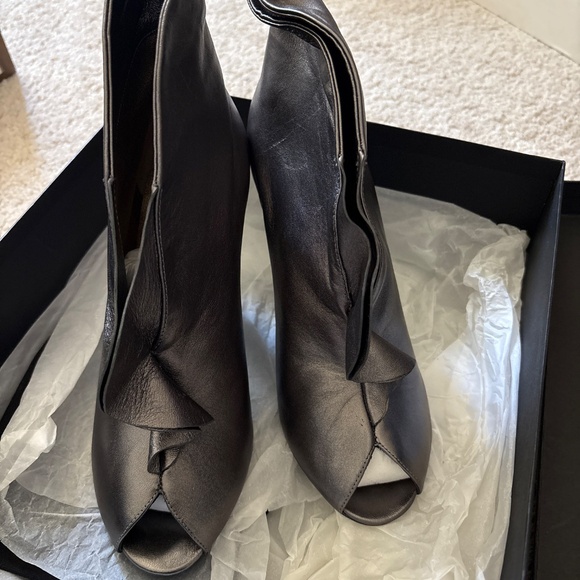 Booties - Picture 3 of 4